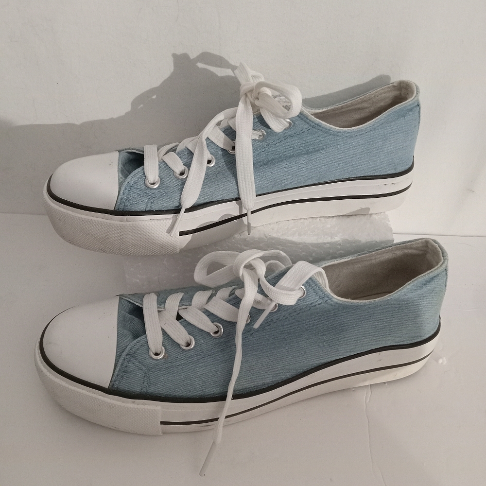 Women's Blue Canvas Sneakers Olivia Miller preowned
